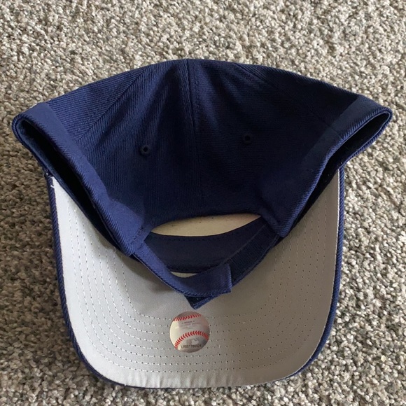 Boston red socks hat NWOT - Picture 2 of 3